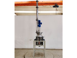 50L減壓蒸餾不銹鋼裂解釜已完工發(fā)往來(lái)賓